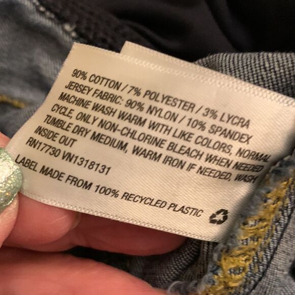 Isabel maternity Size 2 skinny jeans factory distress.  Very stretchy - Picture 10 of 10